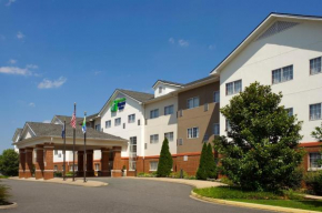 Holiday Inn Express & Suites Charlottesville - Ruckersville, an IHG Hotel